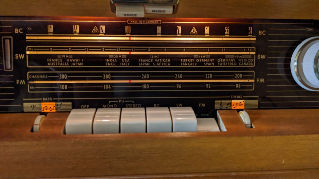 About Stereo Console